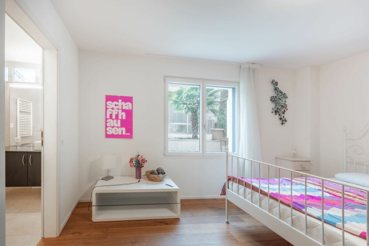 Grosszügiges Einfamilienhaus mit Pool