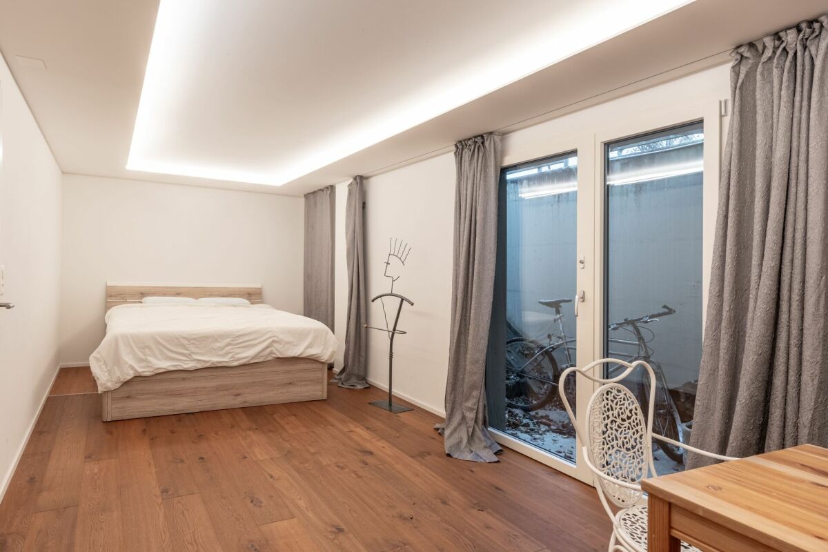 Grosszügiges Einfamilienhaus mit Pool