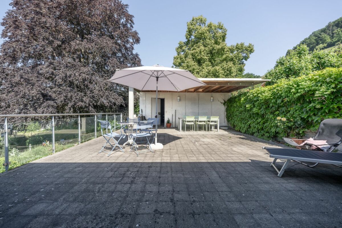 Architektenhaus mit Rheinsicht