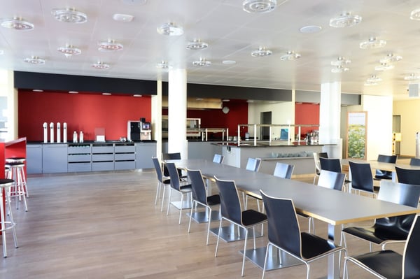 Freie Gewerbefläche von total 4'376 m² 10