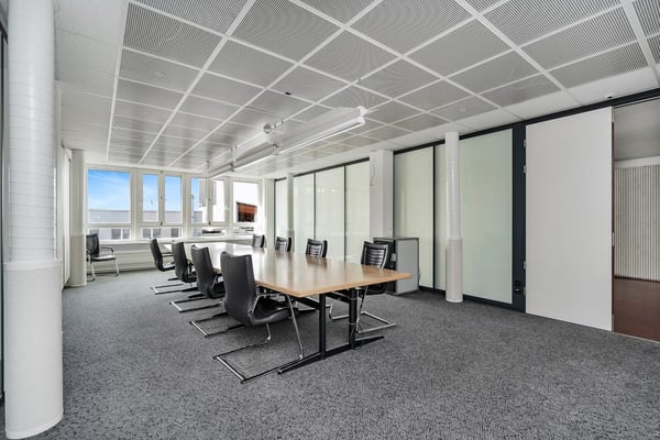 Freie Gewerbefläche von 1010 m² 6