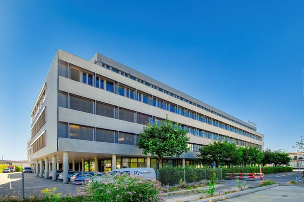 Freie Gewerbefläche von 1010 m² 1