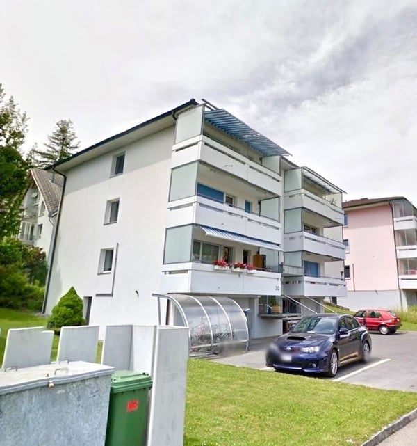 Ruhige 1.5-ZW à 70 m2 im EG mit sonnigem Balkon 1