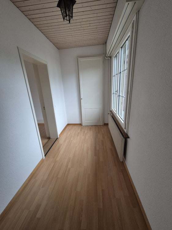 Befristete Miete bis 28. Februar 2027 / Charmante 4.5-Zimmerwohnung an zentraler Lage in Bern-Bümpliz 5
