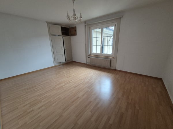 Befristete Miete bis 28. Februar 2027 / Charmante 4.5-Zimmerwohnung an zentraler Lage in Bern-Bümpliz 6