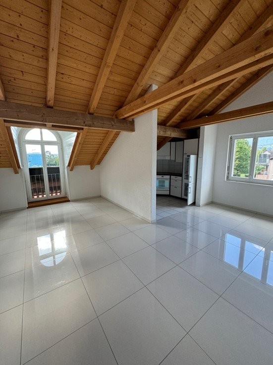 Schöne Dachwohnung! Ihr neues Zuhause im Zuchwil! 5