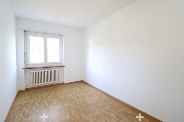Grosszügige 4.5-Zimmerwohnung zu vermieten 5
