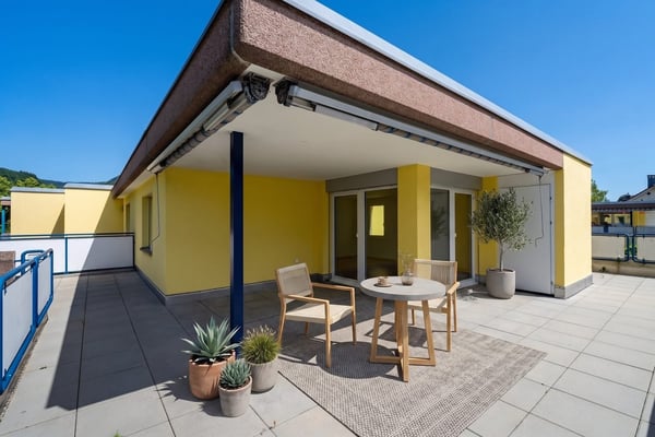 Attraktive 4-Zimmmer Attikawohnung mit grosser Terrasse 9