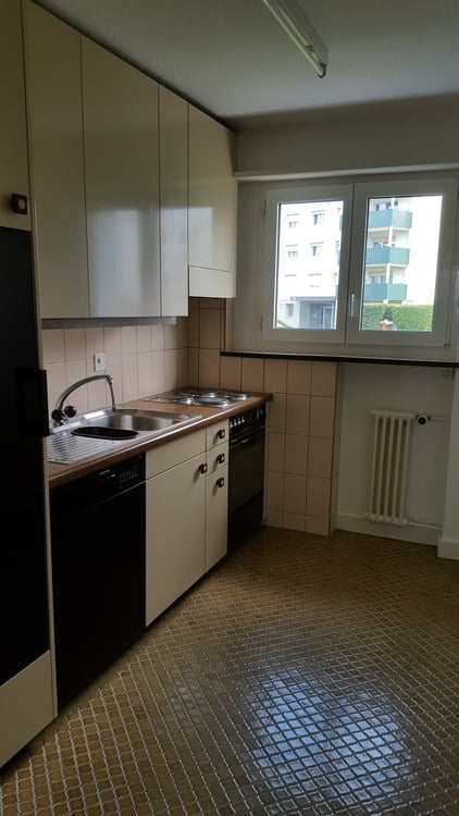 Appartement spacieux de 4 pièces au 4ème étage 10