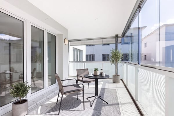 Attraktive 3.5 Zimmerwohnung mit verglastem Balkon 4