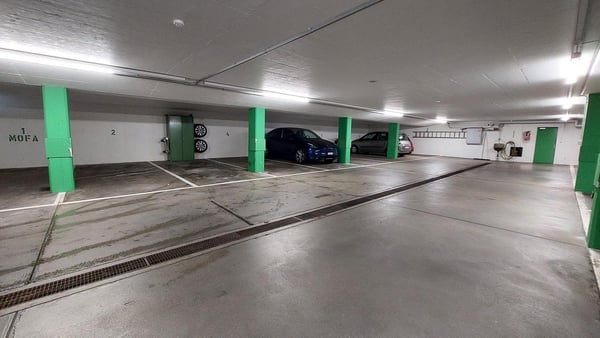 Zentrale Einstellhallenplätze 3