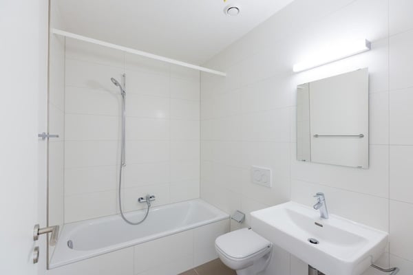Familienfreundliche 4.5-Zimmerwohnung mit zwei privaten Gartenbereiche 6