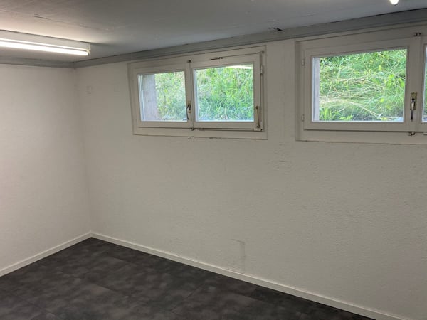 Bastelräume à 12 / 21 m² 3