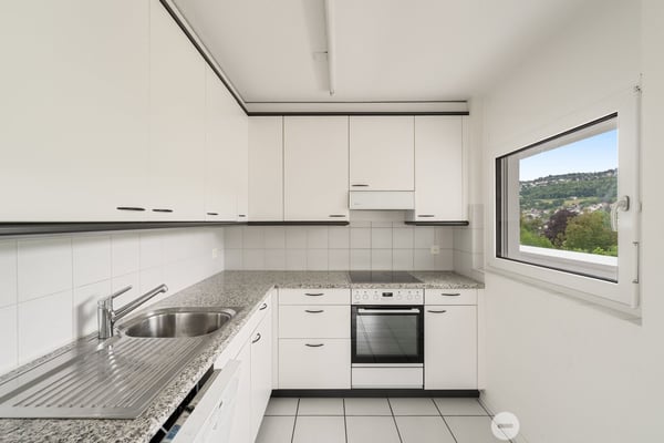 Ihre 4.5-Zimmer-Wohnung in einer grünen und ruhigen Umgebung 6