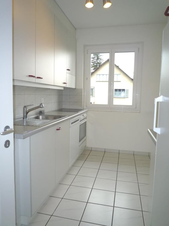 Stadtnahe 2.5-ZW à 60 m² zuoberst im 2. OG 3