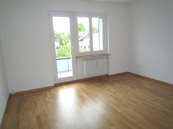 Stadtnahe 2.5-ZW à 60 m² zuoberst im 2. OG 5