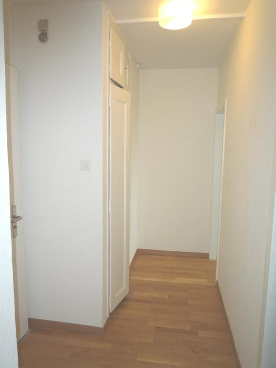 Stadtnahe 2.5-ZW à 60 m² zuoberst im 2. OG 7