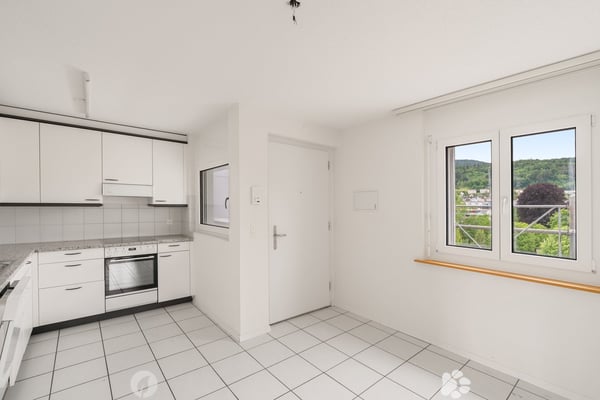 Ihre 4.5-Zimmer-Wohnung in einer grünen und ruhigen Umgebung 7