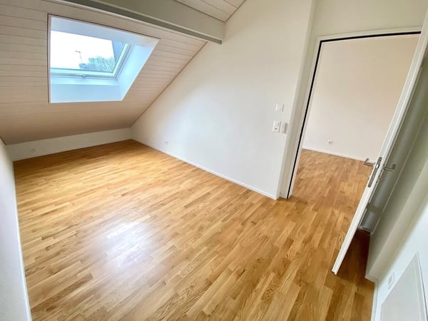 Moderne 2.5-ZW im DG / 4. OG à 51 m² 7