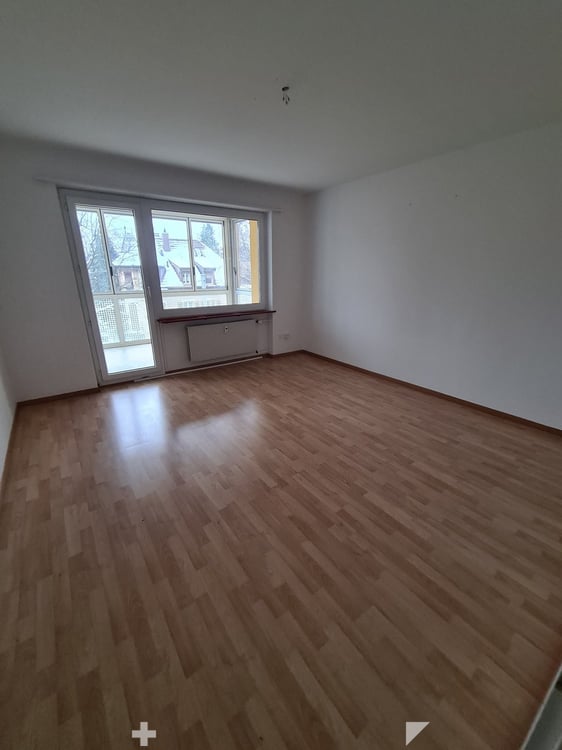 3.5 Zimmerwohnung im 1. OG mit Balkon 5