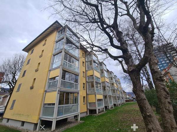 5.5 Zimmerwohnung im 1. OG mit Balkon 1