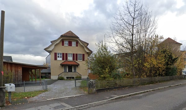 Wohnhaus mit Bauland im Herzen von Jegenstorf 2