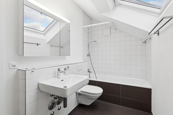 Moderne 3.5-Zimmer-Dachwohnung mit Charme! Letzte Chance! 8