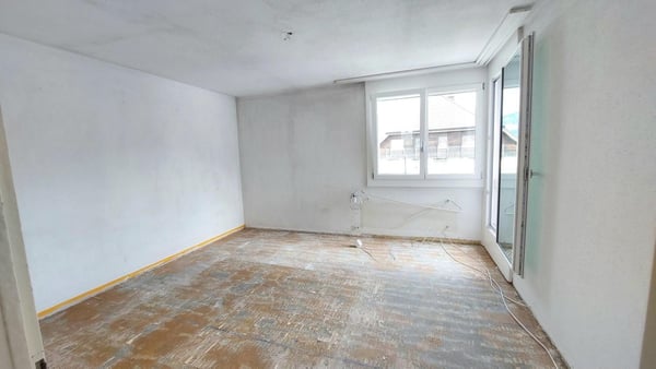 Attika-Wohnoase: Teilsanierte 3-Zimmerwohnung wartet auf Sie! 6