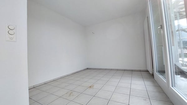 Attika-Wohnoase: Teilsanierte 3-Zimmerwohnung wartet auf Sie! 6