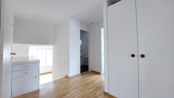 Attika-Wohnoase: Teilsanierte 3-Zimmerwohnung wartet auf Sie! 10