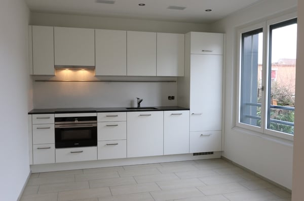 Moderne 2.5 Zimmerwohnung an zentraler Lage Nähe Bahnhof 2