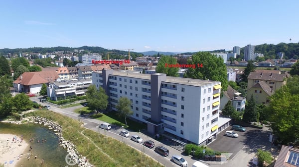 2.5-Zimmerwohnung im Grünen / 2,5 pièces dans un cadre verdoyant 1