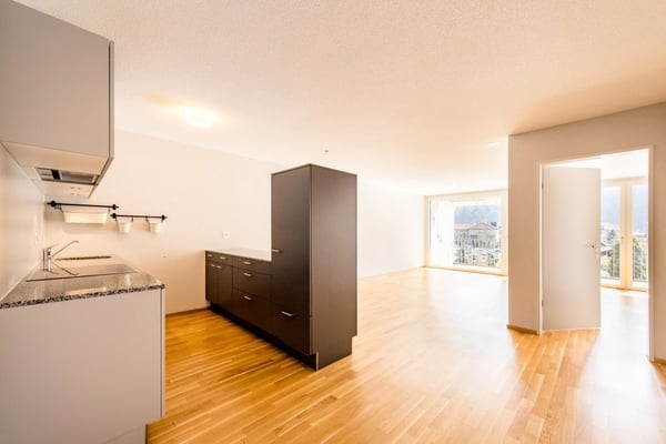 Attraktive 2.5-Zimmerwohnung in Unterseen 1