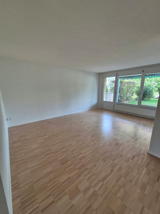 Moderne 4.5 Zimmerwohnung mit grosszügiger Terrasse 8