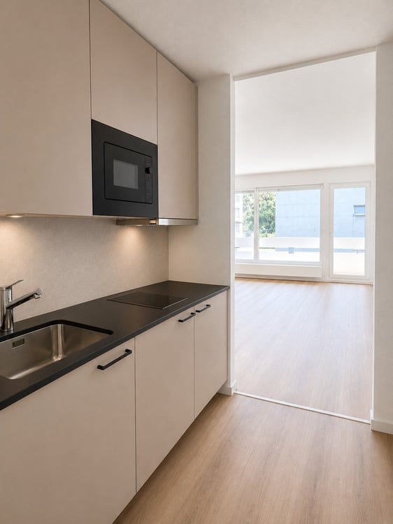 Helle, frisch renovierte Wohnung an zentraler Lage 3