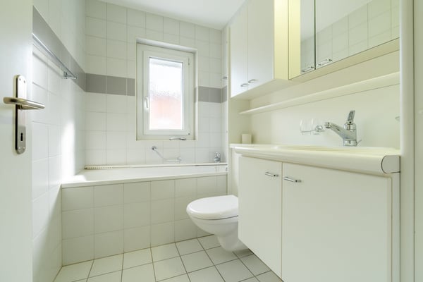 Grosszügige 2.5-Zimmerwohnung zu vermieten 9