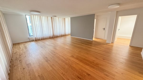 Ihr Büro / Ihre Praxis am Kornhausplatz 1