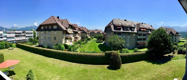 Grosse 4.5-ZW à 112 m2 im 2. OG mit Bergsicht 8