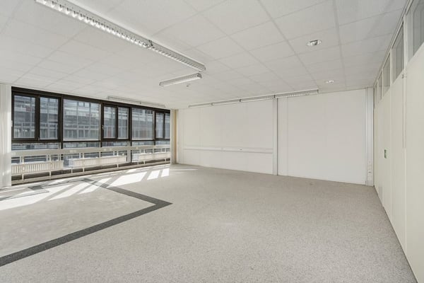 Freie Gewerbefläche von 64 m2 4