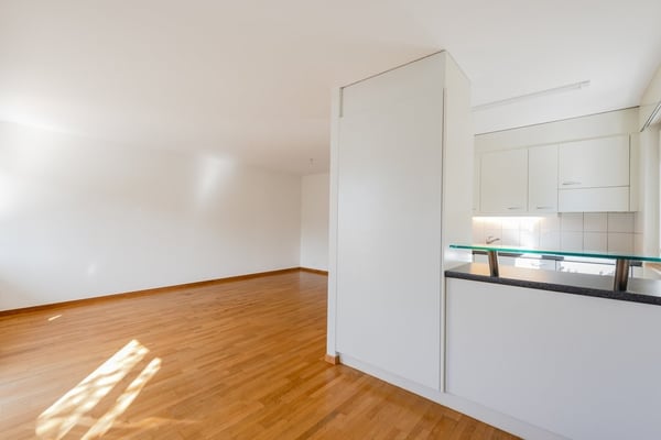 Zentrale 2.5-Zimmer-Wohnung in Lyss 3