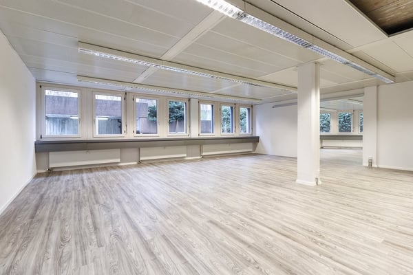 Attraktive Büro- oder Praxisräumlichkeiten im Mattenhofquartier 8