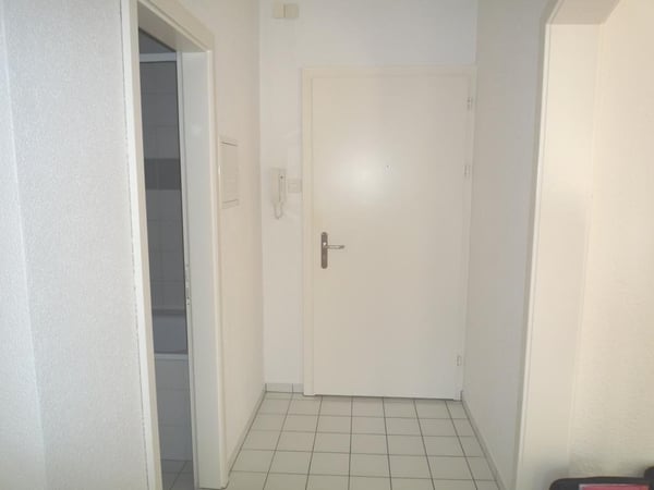 Stadtnahe 2.5-ZW à 43 m2 im 3. OG mit Balkon 5