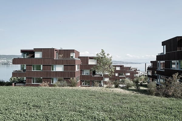 Moderne Attikawohnung mit schöner See- und Bergsicht 1