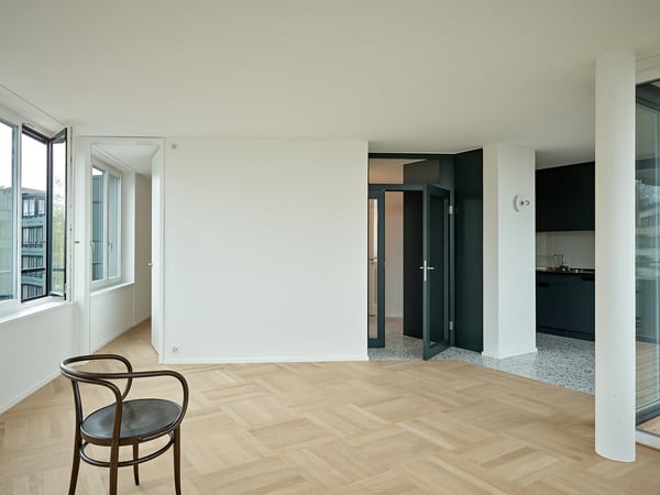 Moderne 1.5-Zimmer-Neubauwohnung mit Balkon in Zürich-Witikon 4
