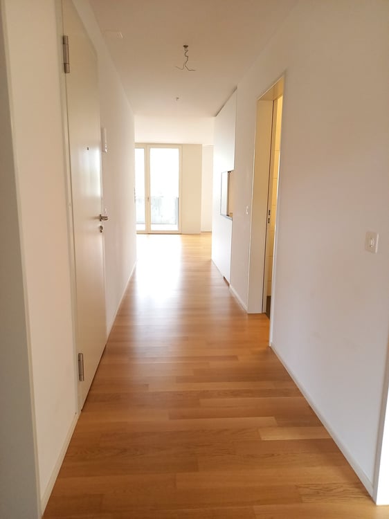 komfortable 3.5-Zimmerwohnung, gut mit ÖV erschlossen 4