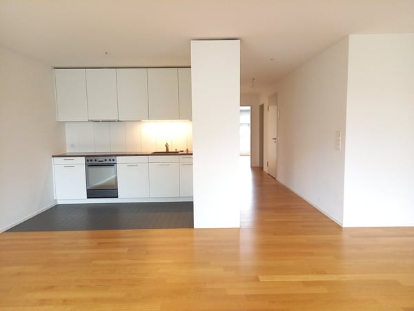 komfortable 3.5-Zimmerwohnung, gut mit ÖV erschlossen 2