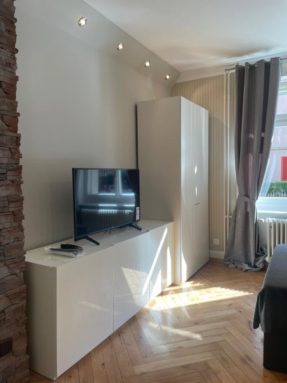 ruhiges Apartment (möbliert) mitten im Trendquartier Zürich-Wiedikon 3