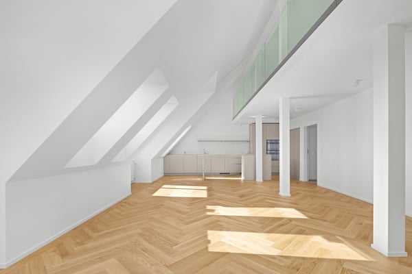 Exklusive 4 ½-Zimmer Attikawohnung mit Galerie und Terrasse