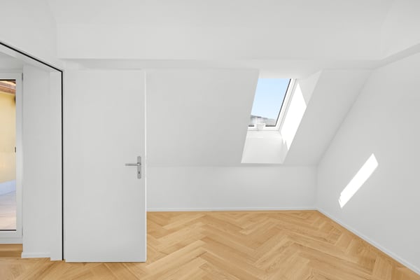 Exklusive 4 ½-Zimmer Attikawohnung mit Galerie und Terrasse 6