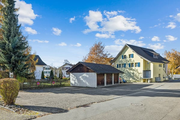 Wohn- und Gewerbeliegenschaft mit Baulandreserve 3